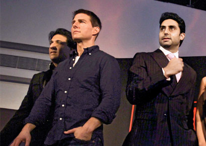 http://www.dnaindia.com/entertainment/report_tom-cruise-is-a-perfect-gentleman-abhishek-bachchan_1624163